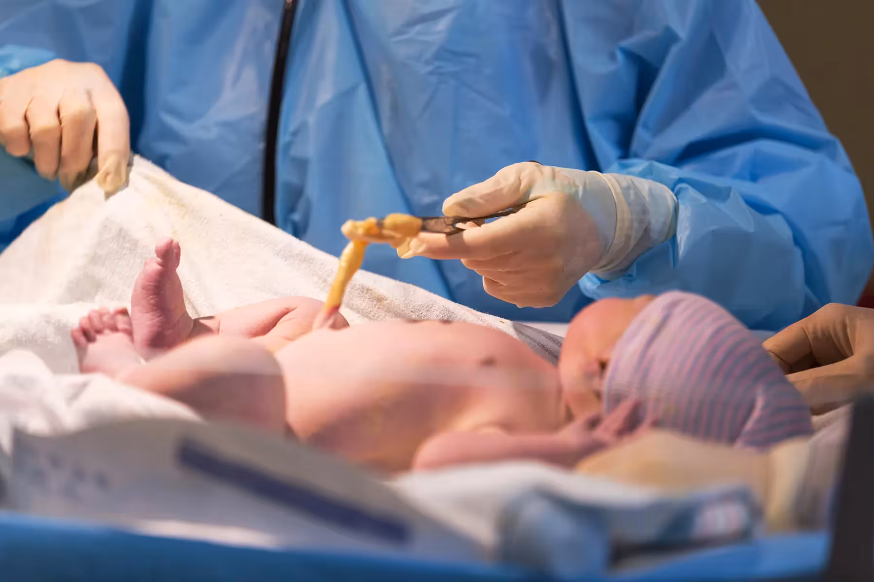 Stem Cell Banking - Hands protecting life